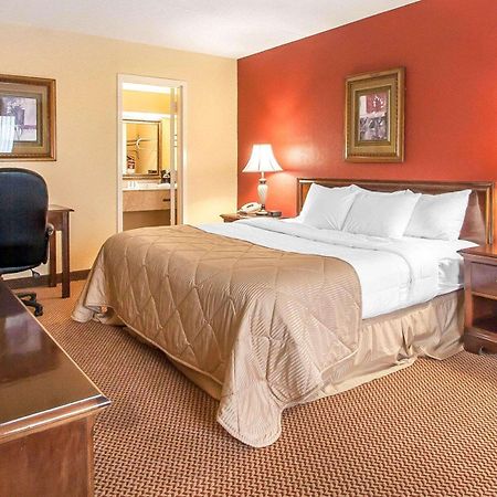 Clarion Inn & Suites University Center Auburn Luaran gambar