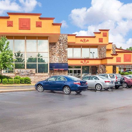 Clarion Inn & Suites University Center Auburn Luaran gambar