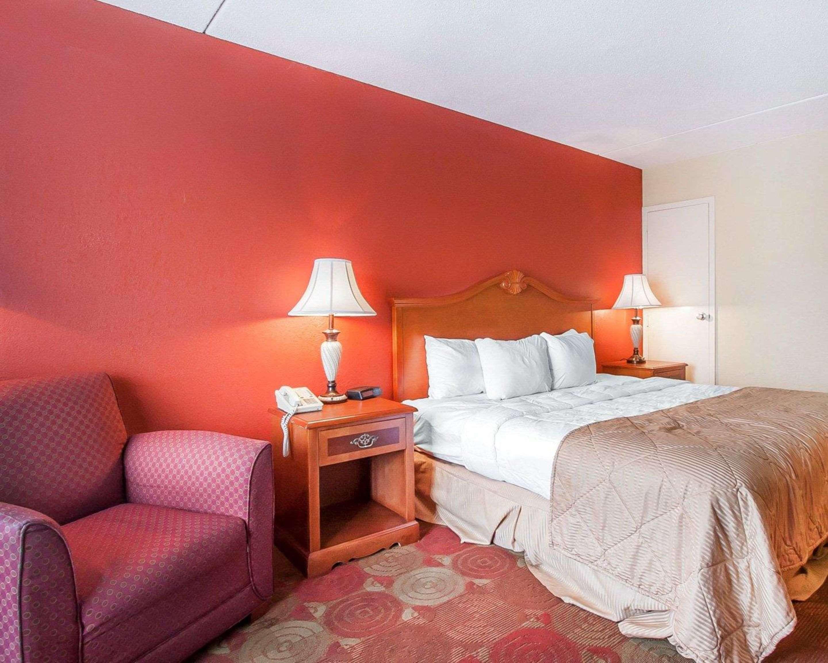 Clarion Inn & Suites University Center Auburn Luaran gambar