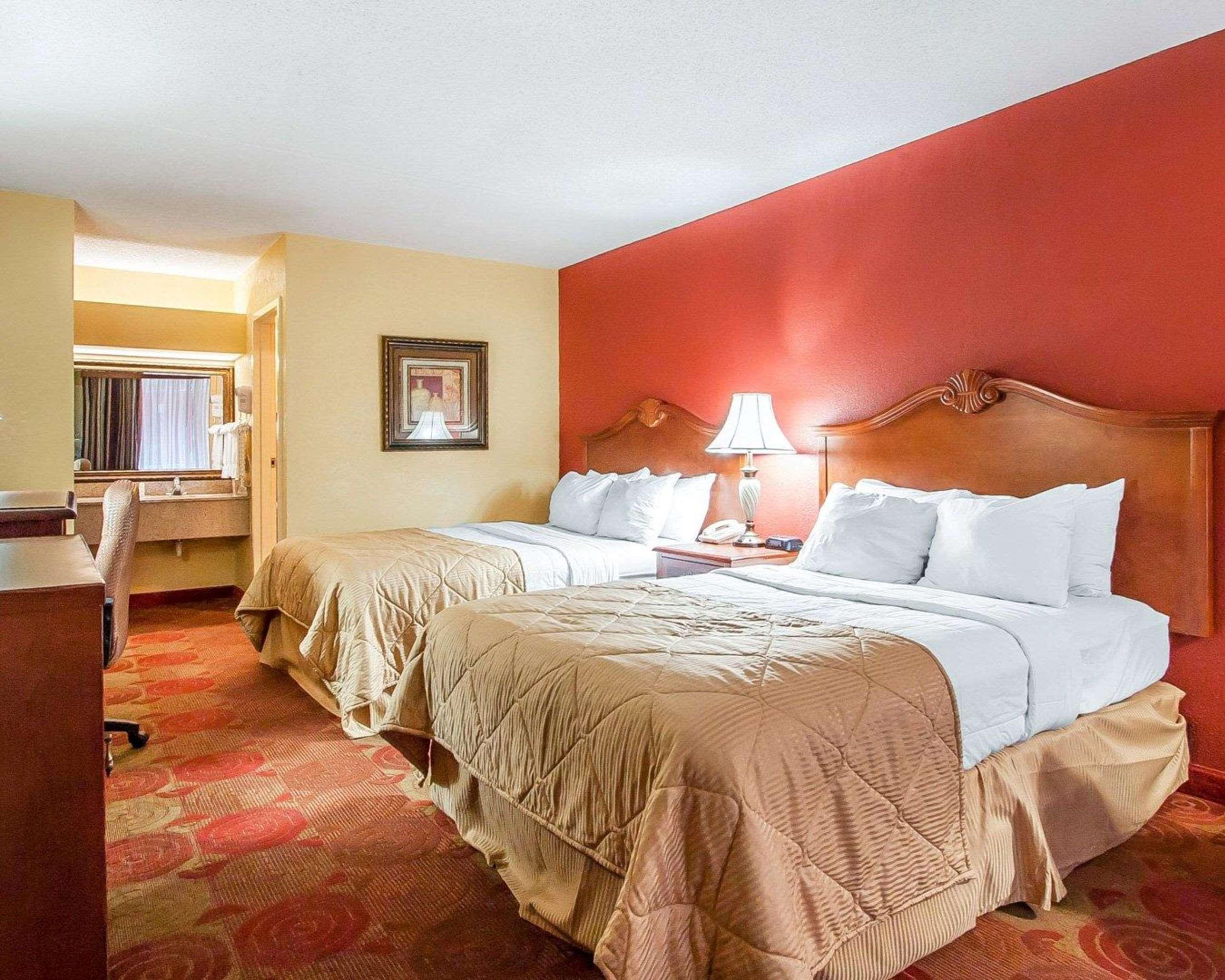 Clarion Inn & Suites University Center Auburn Luaran gambar