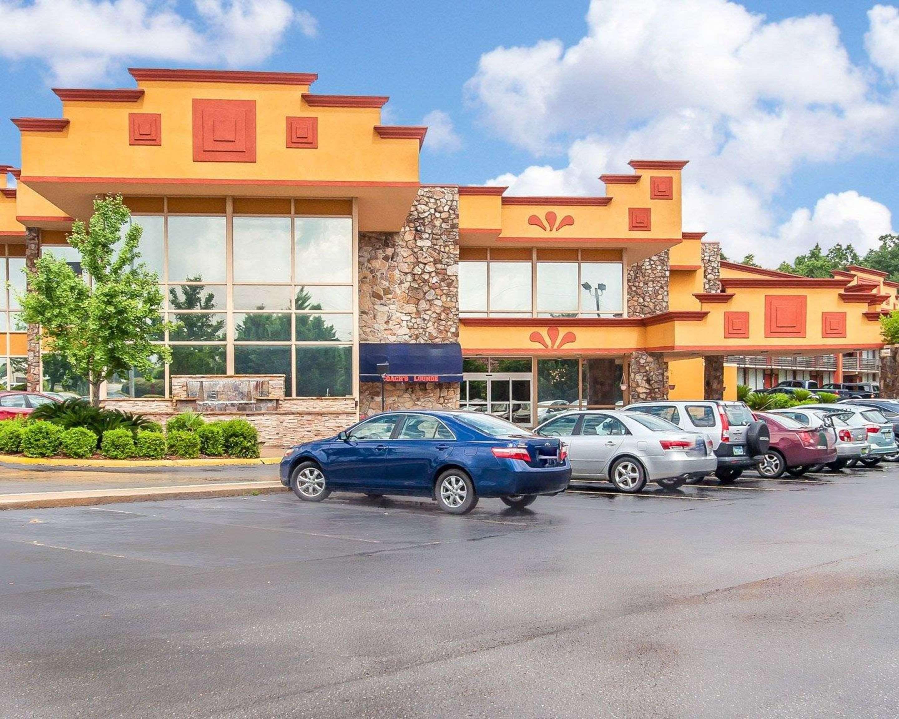 Clarion Inn & Suites University Center Auburn Luaran gambar